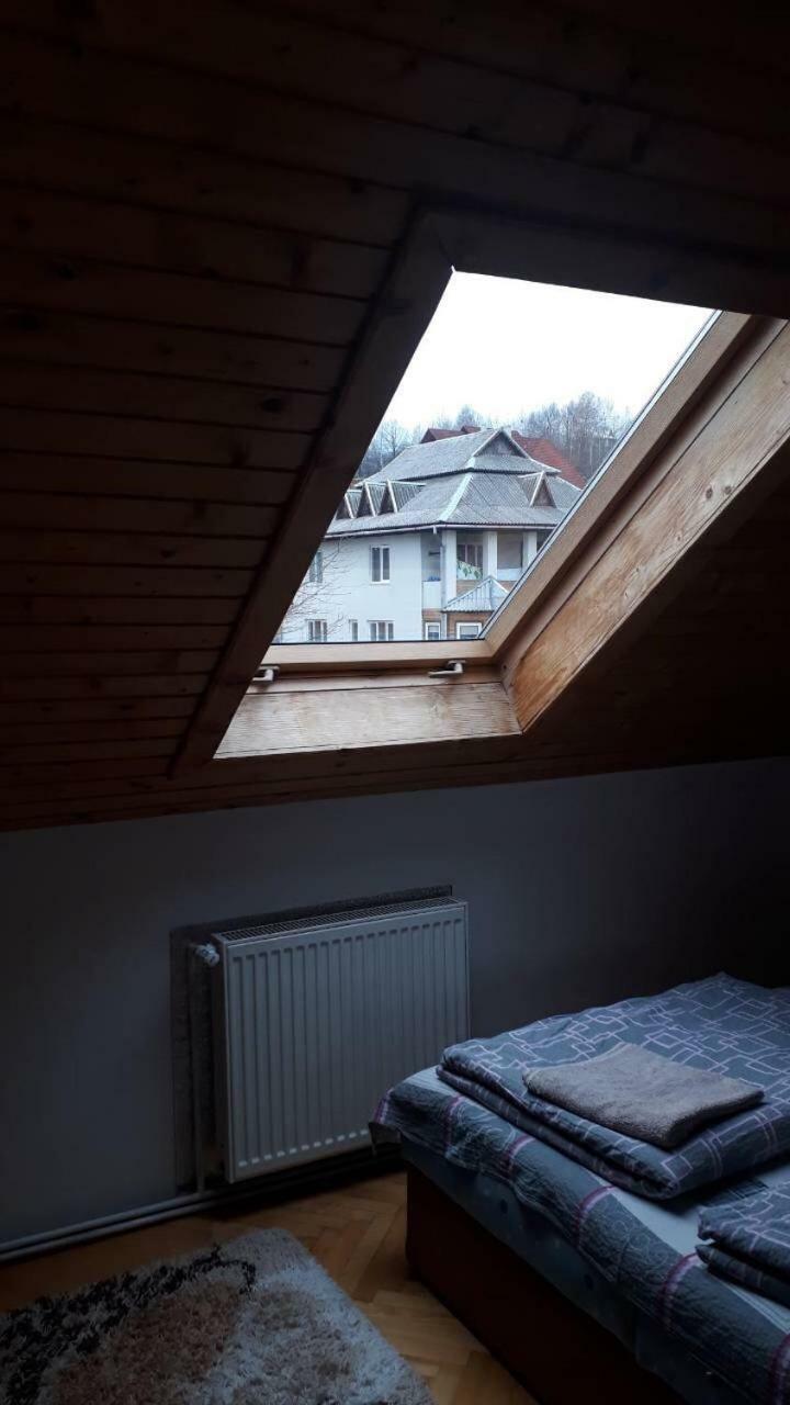 Садиба У Крайлюків Yaremche Ngoại thất bức ảnh