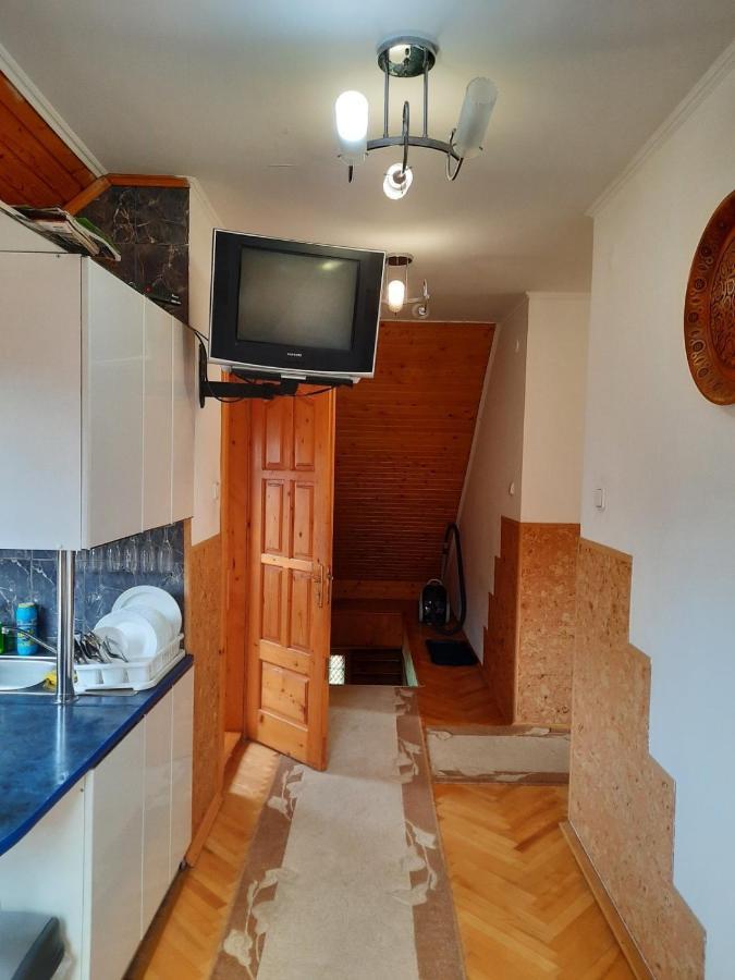 Садиба У Крайлюків Yaremche Ngoại thất bức ảnh