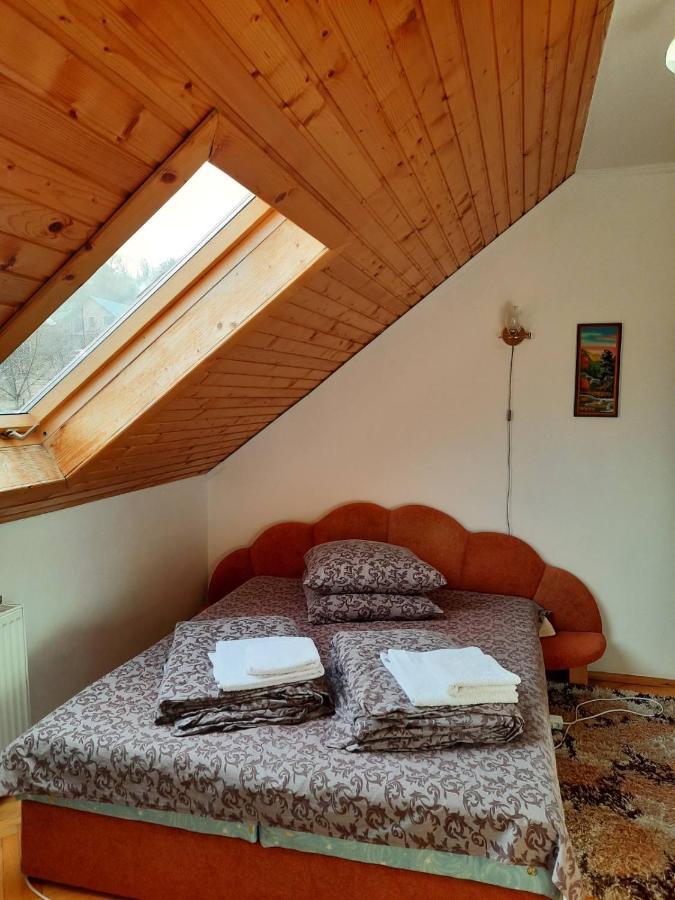 Садиба У Крайлюків Yaremche Ngoại thất bức ảnh