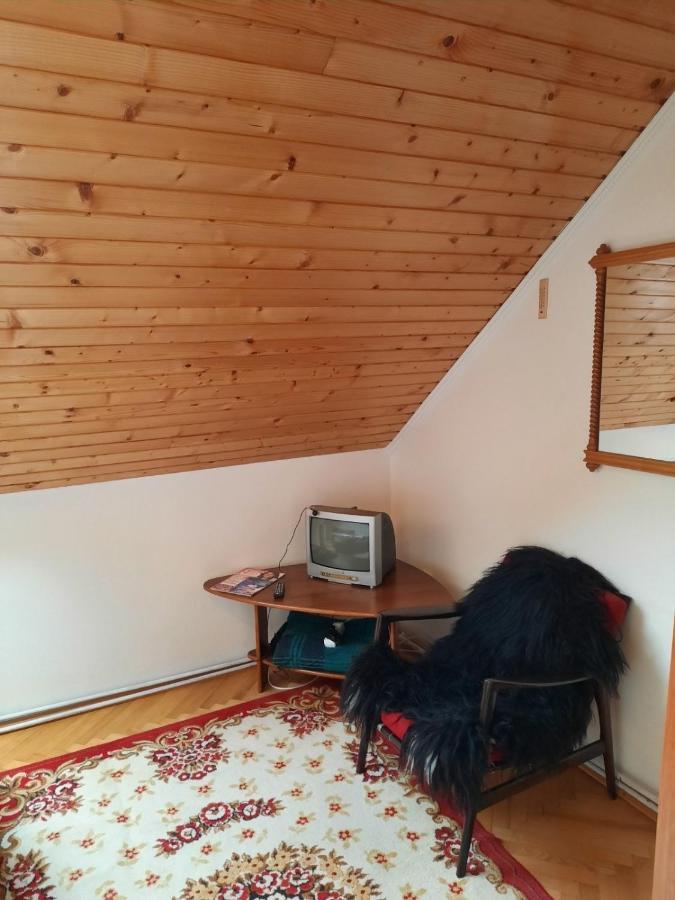 Садиба У Крайлюків Yaremche Ngoại thất bức ảnh